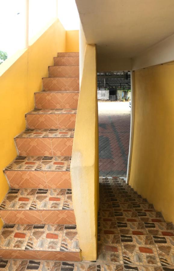 Rumah Hentian Ayah Kampung Kuala Besut Buitenkant foto