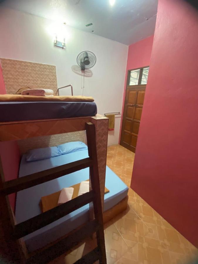 Rumah Hentian Ayah Kampung Kuala Besut Buitenkant foto
